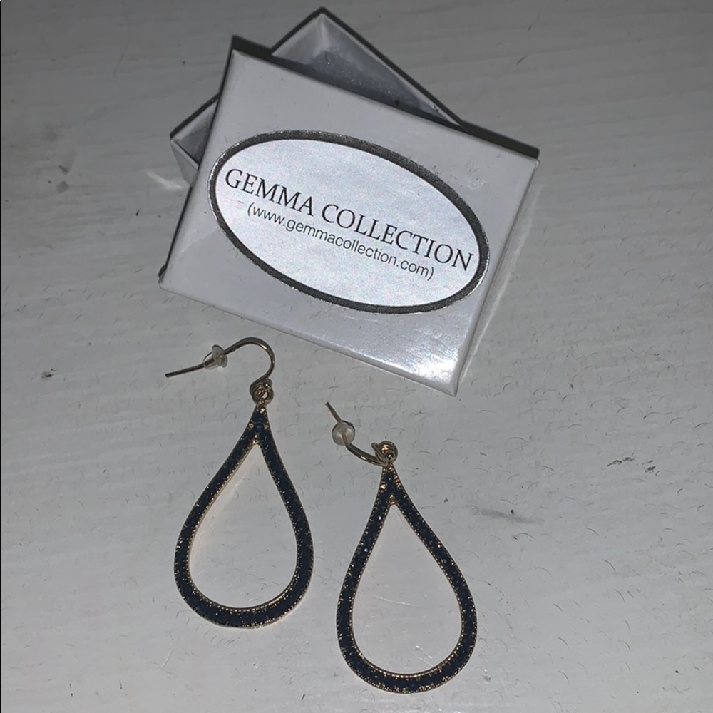 Beautiful never worn earrings